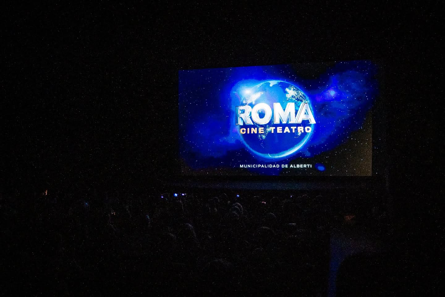 Abrió el Cine Teatro Roma en Alberti